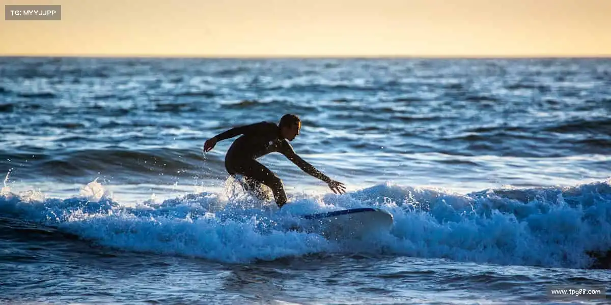 bb贝博——拳力以赴!释放压力,格斗课程点燃你的斗志🔥